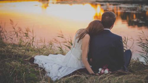 നിന്നെയാേർക്കുന്നതല്ലേ...